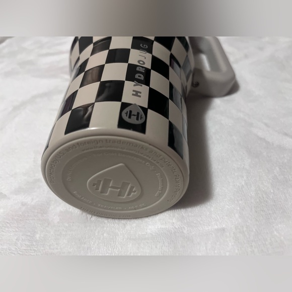 Hydrojug checkers 40 oz traveler - Picture 2 of 13